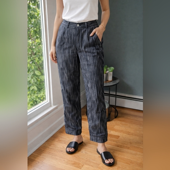 Pants - 225-NWT LINEN Striped Black and White Pants